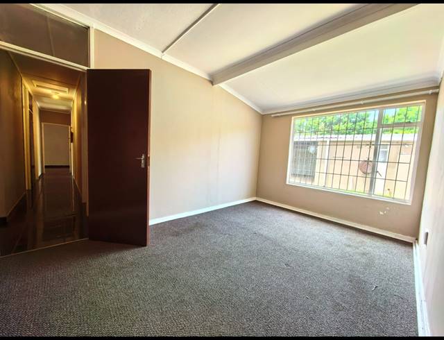 4 BEDROOM HOUSE TO LET IN SASOLBURG EXT 15